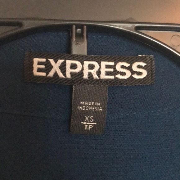 Express button down - Picture 5 of 5
